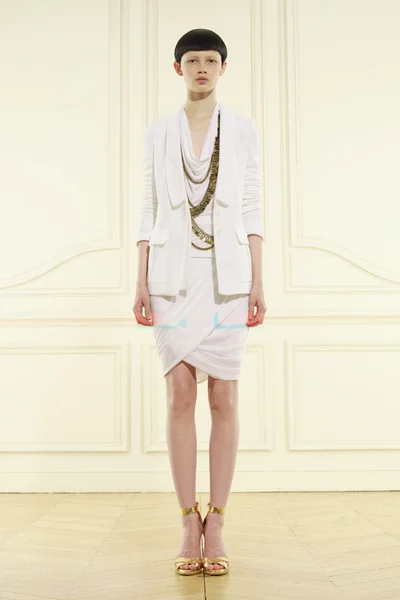 Look 5